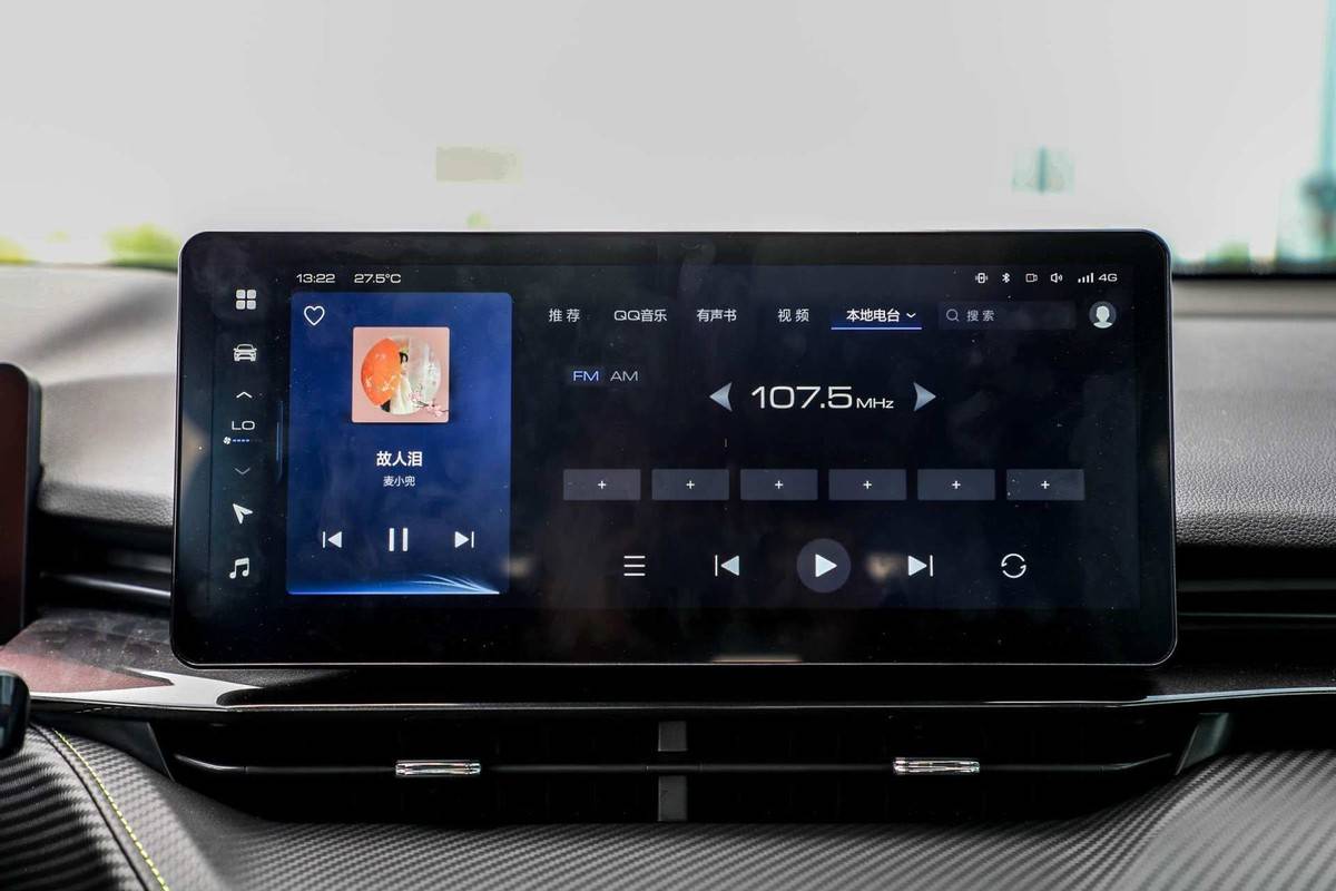 配雙尾翼與運(yùn)動座椅，爆發(fā)530N·m的哈弗H6S 名副其實(shí)的轎跑SUV？